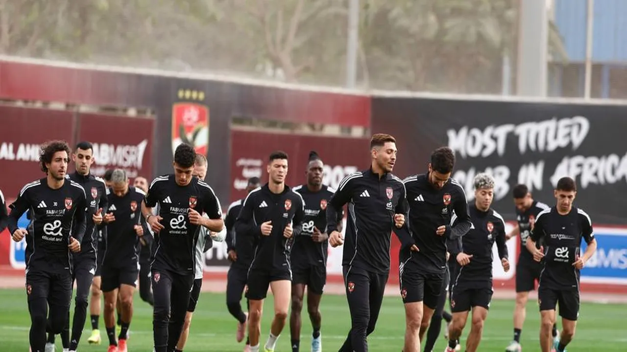 الأهلي يختتم تدريباته اليوم تأهبًا لمواجهة سموحة